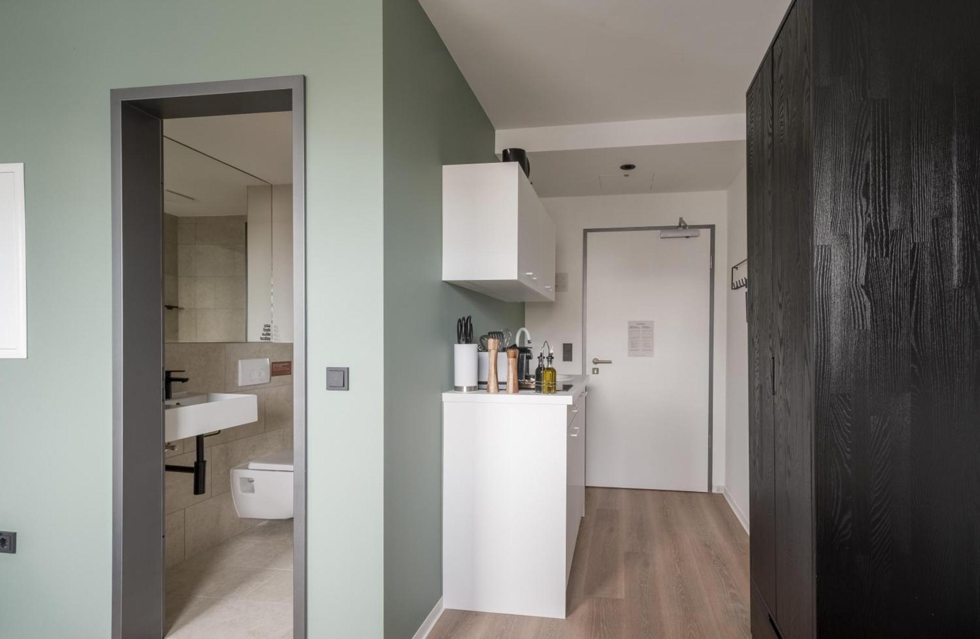 Limehome Saarbruecken Berliner Promenade 객실 사진